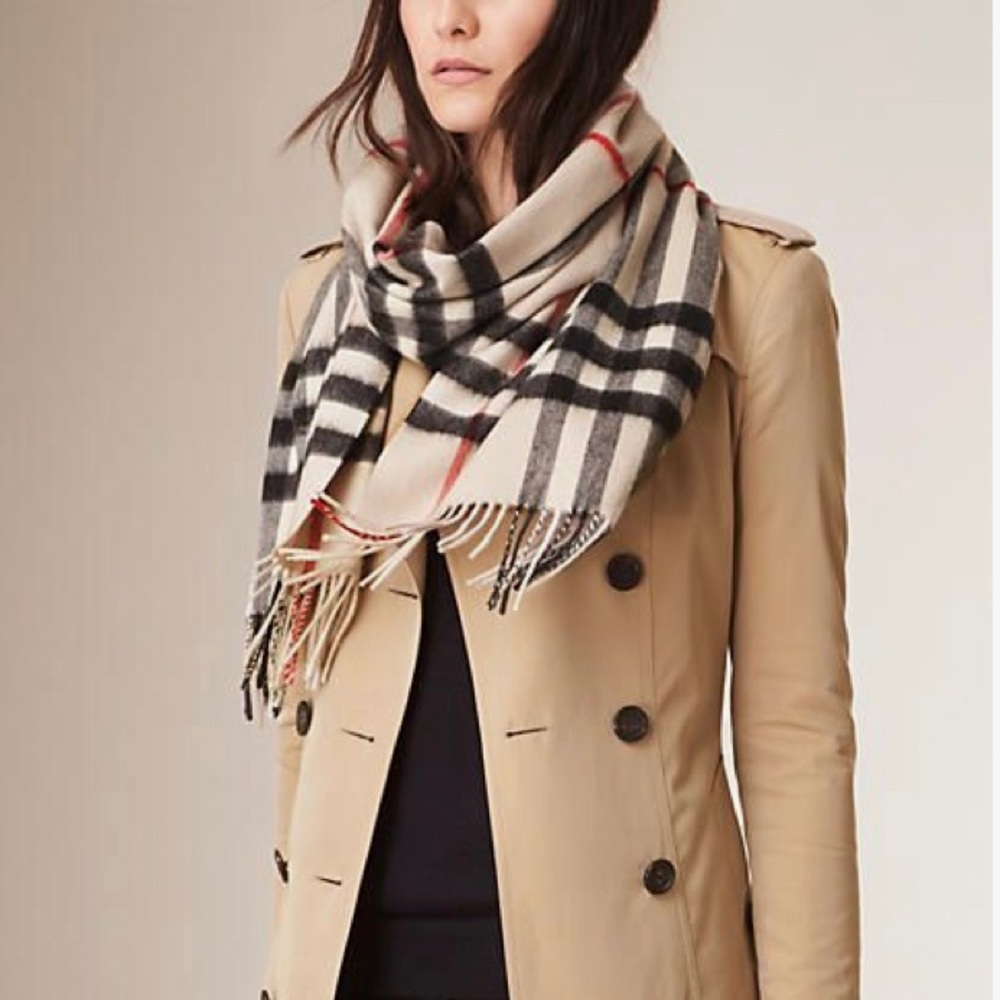 NWT Burberry Raspberry Sorbet Lightweight Scarf